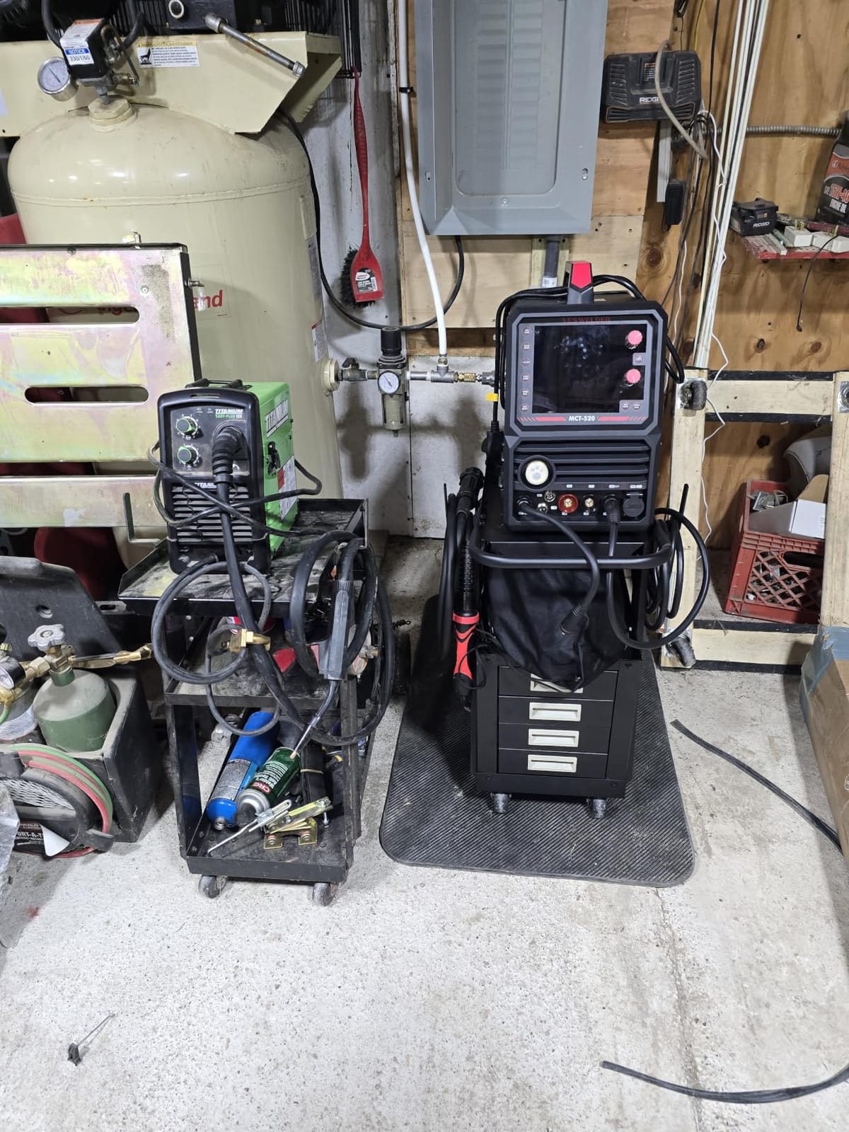 YESWELDER 2-Tier Welding Cart with 4 Drawers and Dual Cylinder Slots customer photo 2