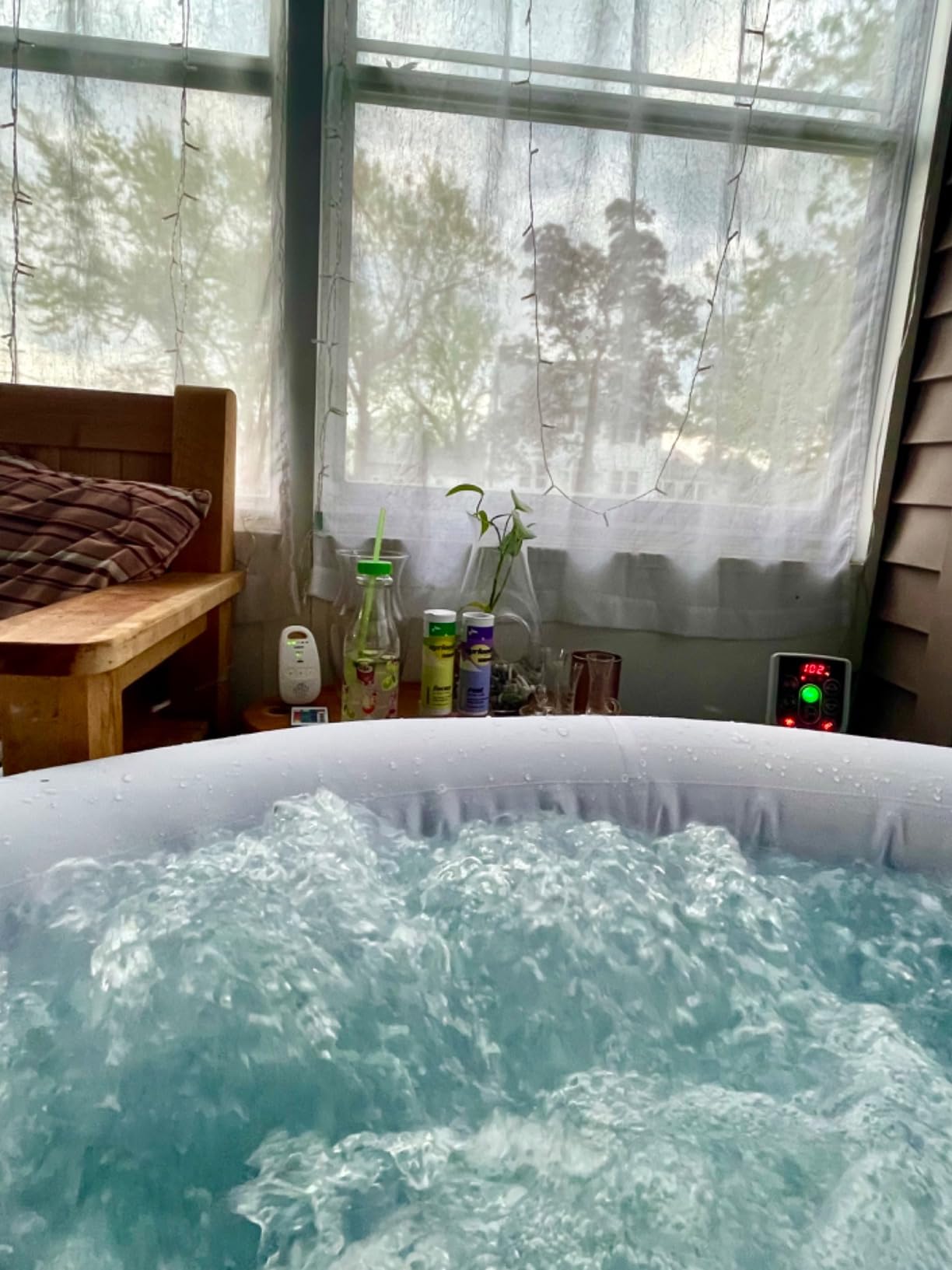 Bestway SaluSpa Aruba Energy-Efficient AirJet 2-3 Person Inflatable Hot Tub customer photo 1