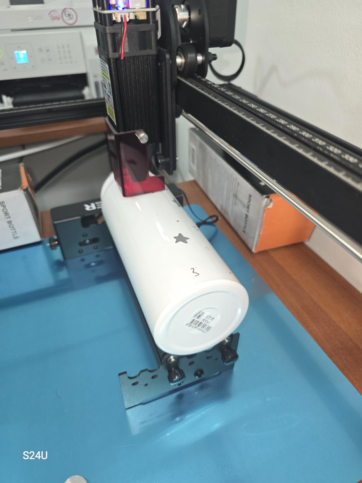 Longer Rotary Roller Series,with Bracket, Y-Axis 360° Rotation for Laser Engraver Engraving Cylindrical Objects Tumblers Cans Cups Bottles, Compatible with 99% of Laser Engraver,Size 268 * 184 * 60mm customer photo 1