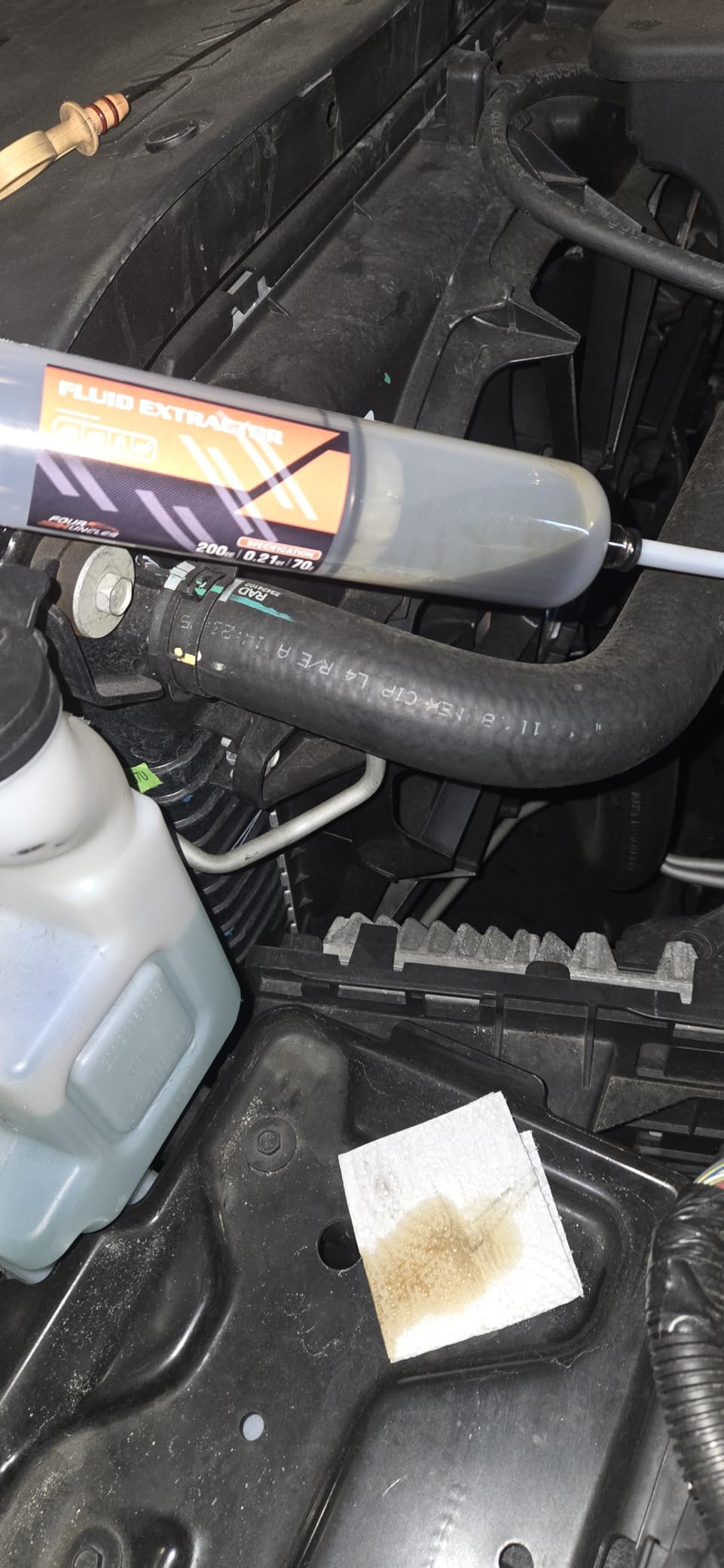 FOUR UNCLES Fluid Transfer Syringe with Flexible Hose for Oil Service customer photo 1