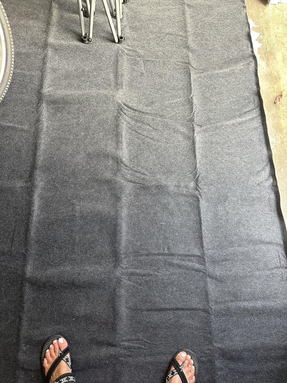 VEVOR Garage Floor Mat, 7.6'x19' Oil Spill Mat Waterproof Protection from Water Snow Rain Mud Absorbent Oil Pad for Cars, Non-Slip Containment Mat with TPE Anti-Leak Backing, Easy Clean, Cuttable customer photo 2