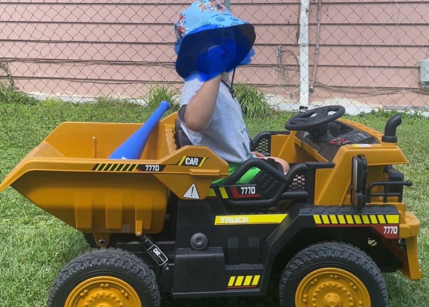 NEWQIDA 24V Ride on Dump Truck 2 Seater Ride on Toys for Kids 3-6, Yellow customer photo 1