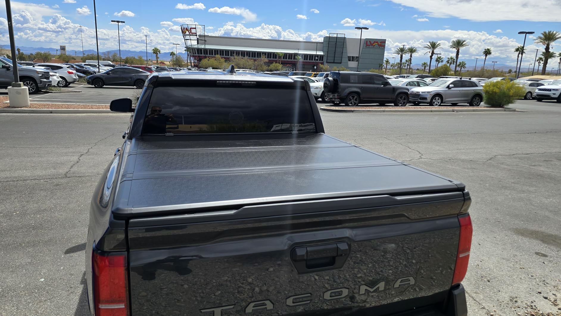 Hard Tri-Fold Tonneau Cover Fit 2024-2026 Toyota Tacoma 5FT Bed customer photo 2