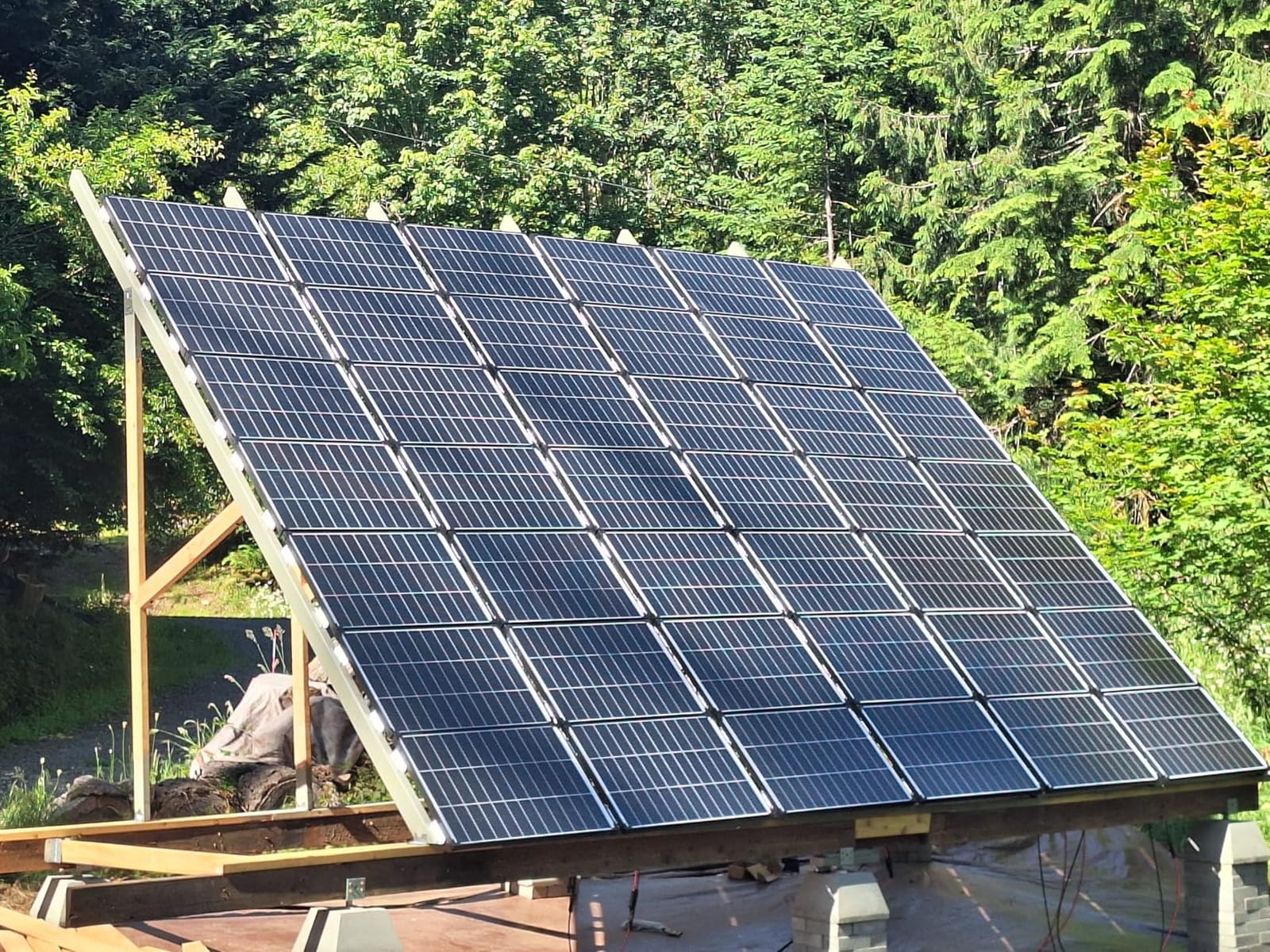 N-Type 16BB 200 Watt Solar Panel, 2×100W Solar Panels customer photo 1