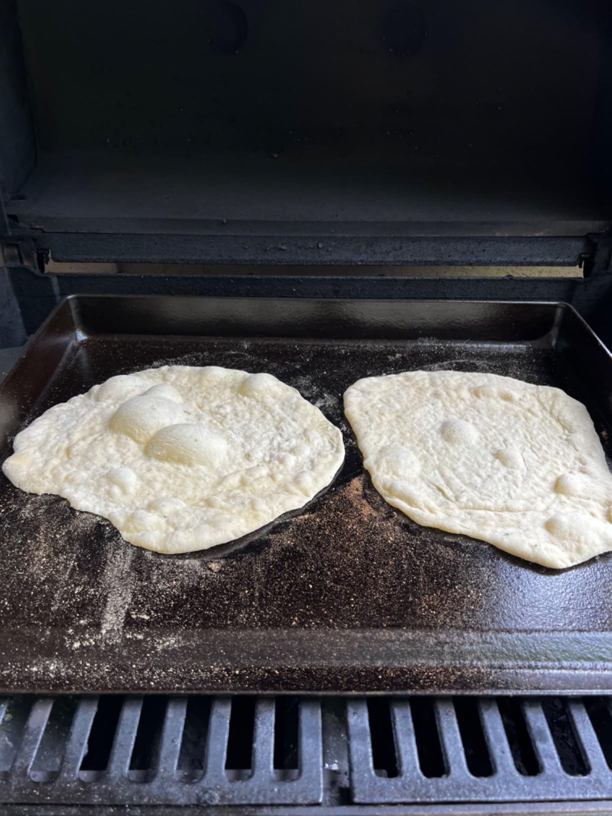 Onlyfire Universal Cast Iron Cooking Griddle, 18.5