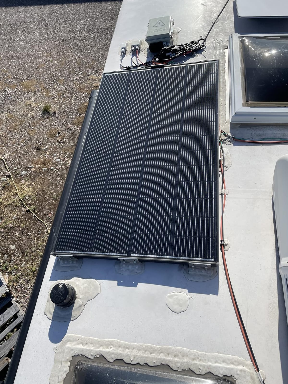 Renogy ShadowFlux Solar Panel 200 Watt, N-Type 25% High-Efficiency customer photo 1