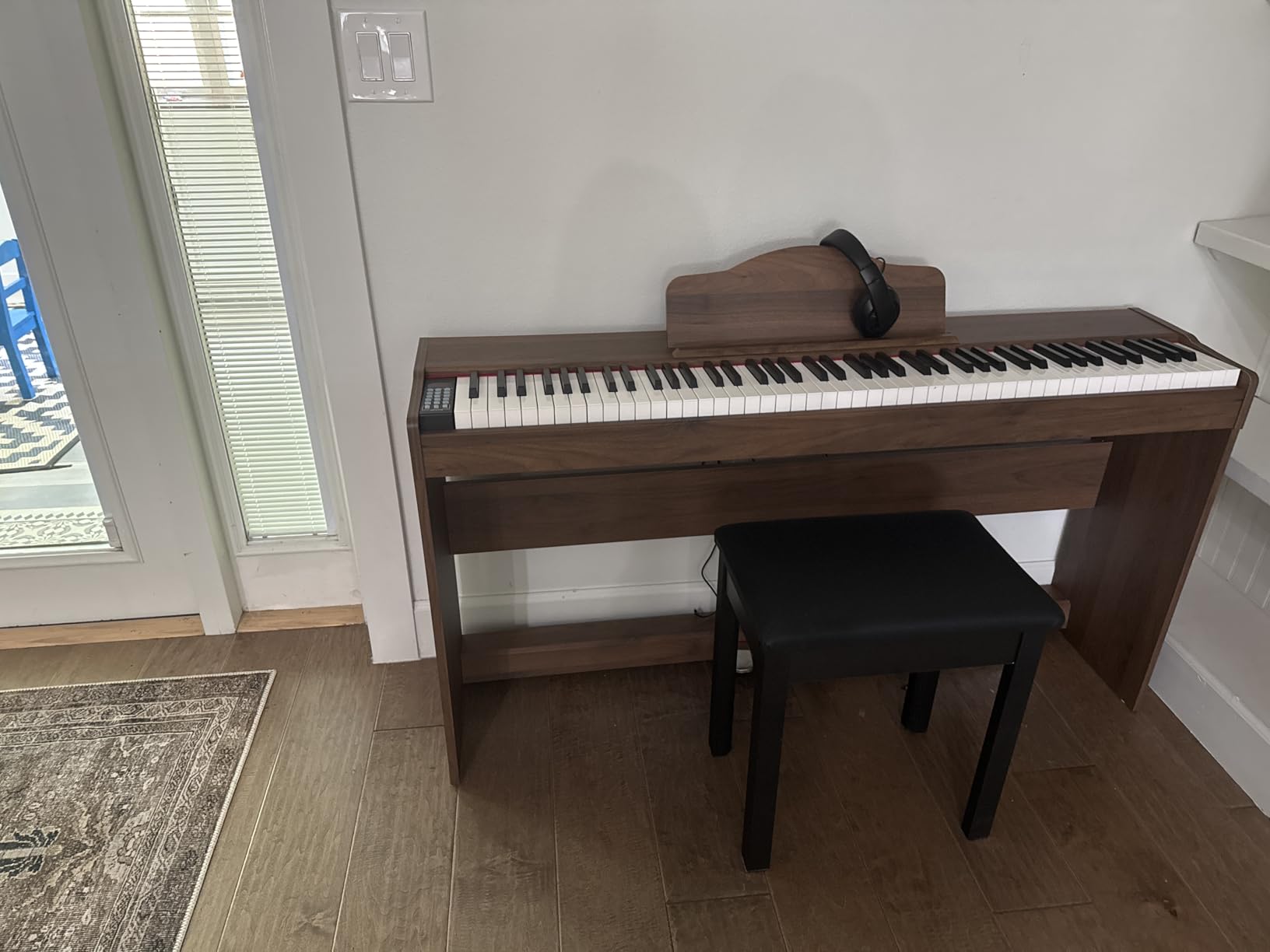 STRICH Digital Piano 88 Keys, Hammer-Action Weighted Keyboard, Full size Electric Piano Keyboard with Furniture Stand, 25Wx2 Speakers, Supports USB-MIDI/Wireless Connect, SDP-300W (Color Black) customer photo 1