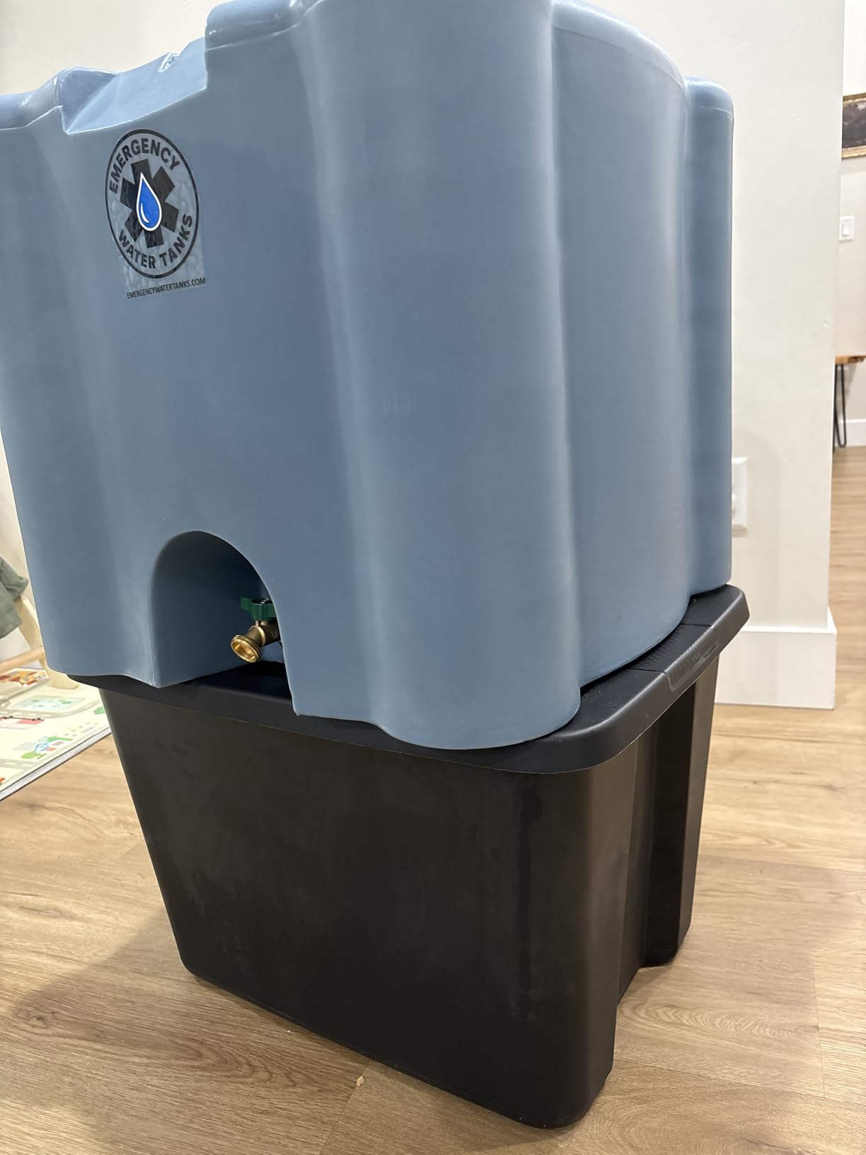30 Gallon Stackable Emergency Water Storage Tank – Heavy-Duty Water Barrel for Long-Term Drinking Water or Preparedness customer photo 1