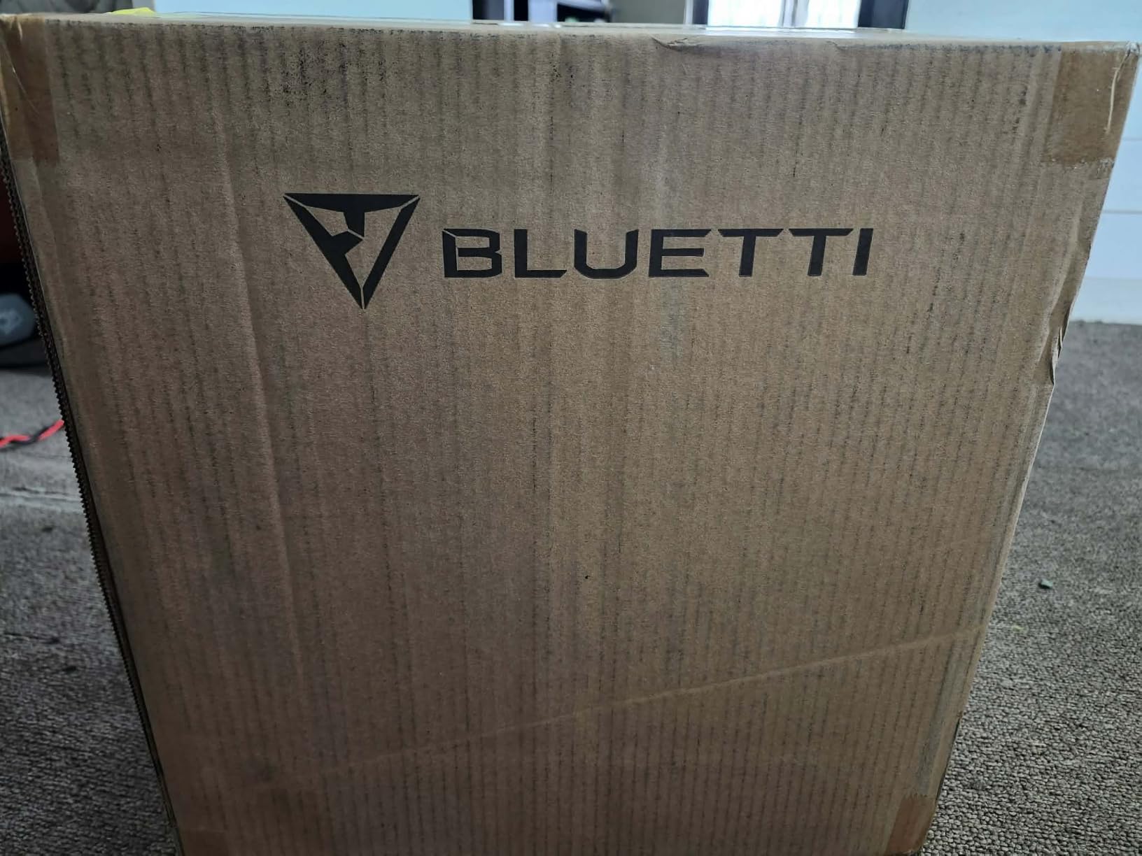 BLUETTI Elite 100 mini Portable Power Station for Camping 1004.8Wh 700W LFP customer photo 1